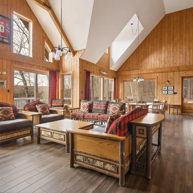 028-Taunton-Kenauk-Nature-Living-Room