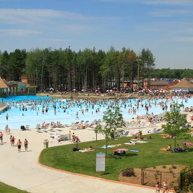 Piscine à vagues
