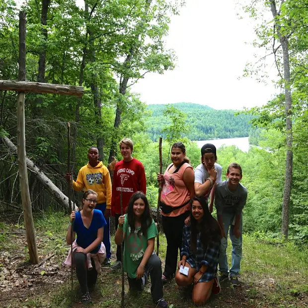 Randonnée de camp d'été