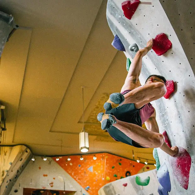 Entertainment centres and sports centres