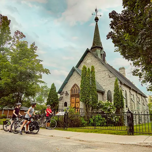 Circuit Head West to the Pontiac