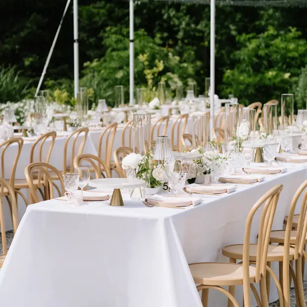 Danielle-Aisling-Le-Peaches-and-Cream-Summer-Wedding_MC_4_4-14