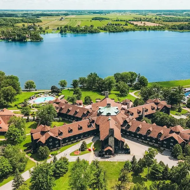 Summer fun at Fairmont Le Château Montebello