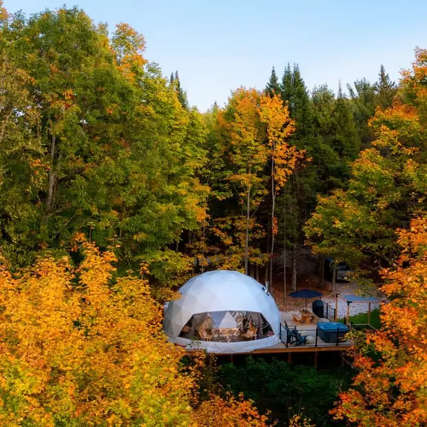 Nature accommodations to enjoy the fall season in the Outaouais