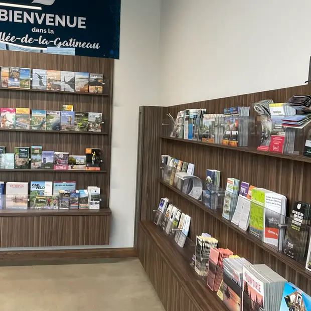   Low Tourist Information Office