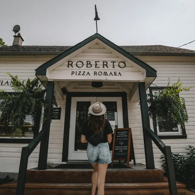 ld-drink-tea-travel-roberto-pizza-romana- (1)