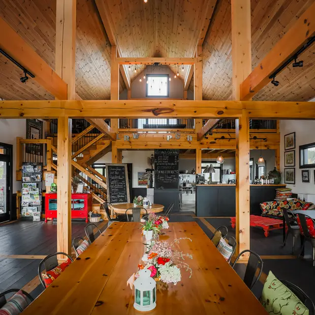 LD@myriambariltessier-Vignoble petit chariot rouge (3)