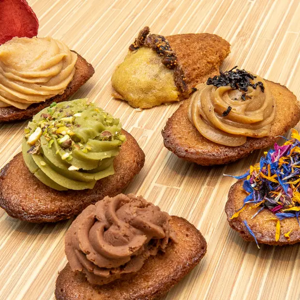 Madeleines garnies