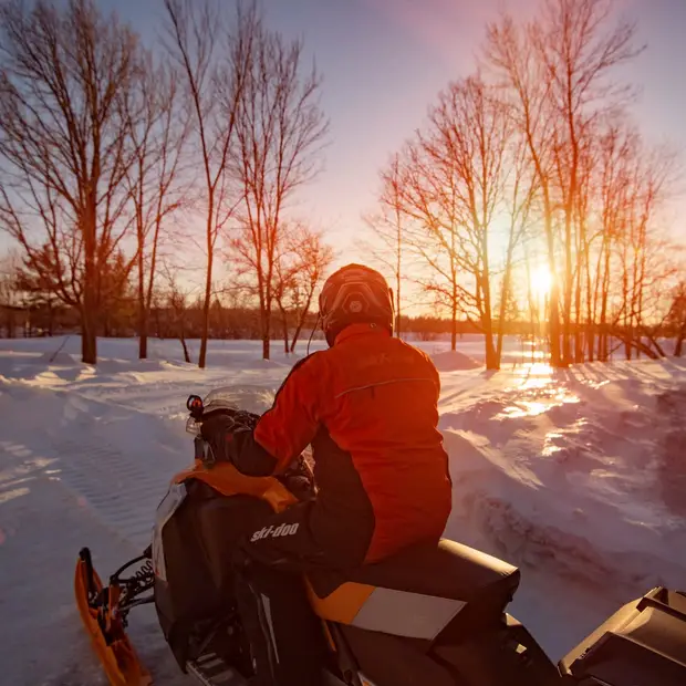 Discover these Outaouais snowmobile routes!