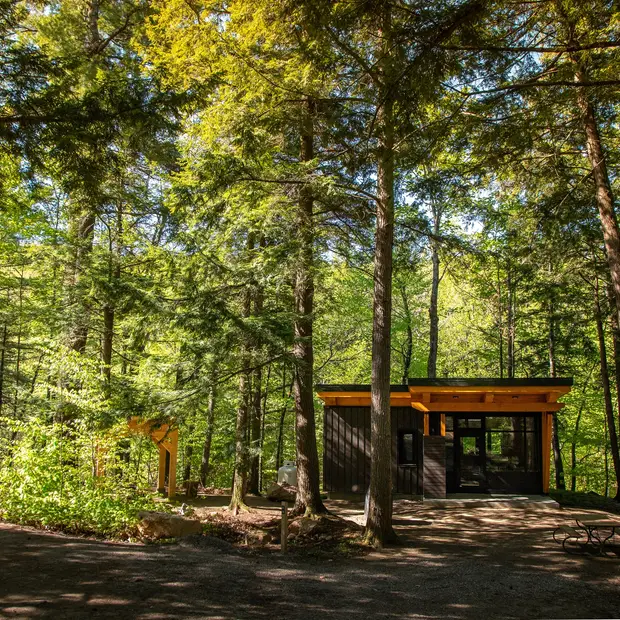 Nouveau mini chalet au lac Philippe - Parc de la Gatineau