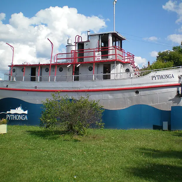 Parc Thématique - Le Remorqueur Pythonga