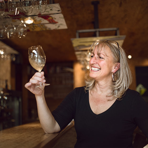 Véronique Rivest, Soif - Bar à vin