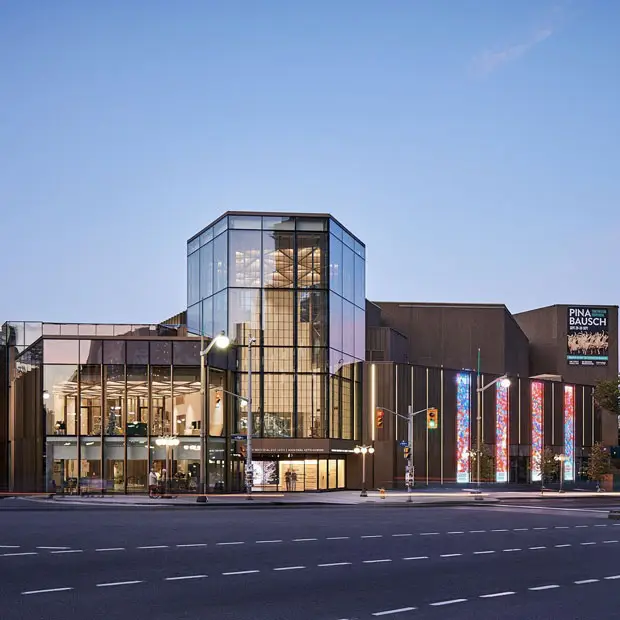Centre national des Arts